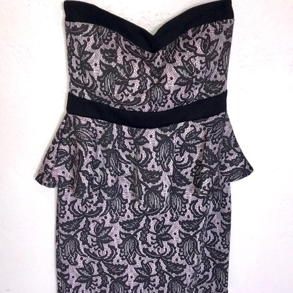 Strapless Nude pale pink and Black lace peplum dress - Picture 2 of 6
